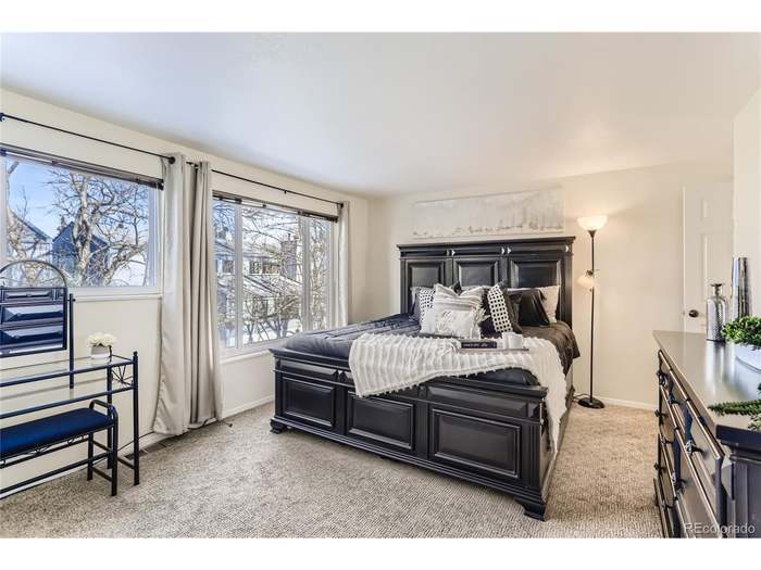 Building Photo - 15065 E Louisiana Dr