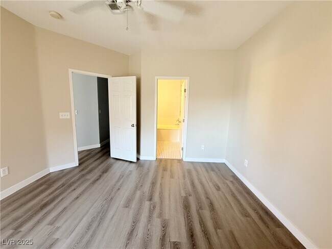 Building Photo - 1600 Cardinal Bluff Dr