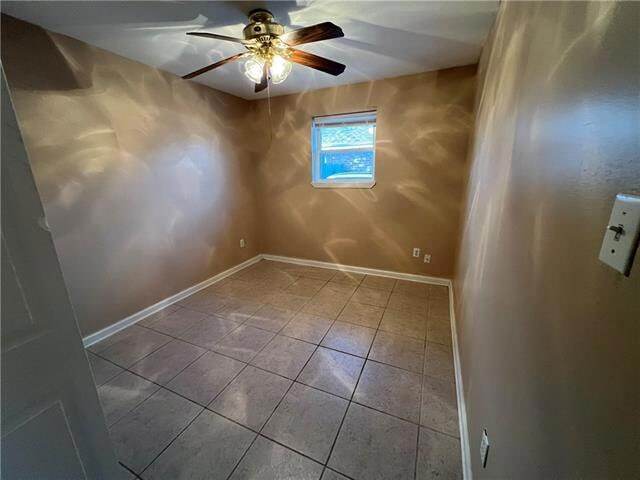 Building Photo - 3508 Pakenham Dr