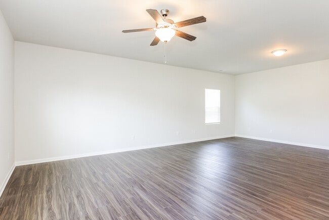 Building Photo - Charming 3 Bedroom Home in Wilmington