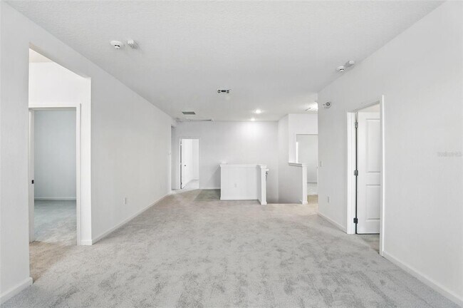 Building Photo - 251 Ballo Dr