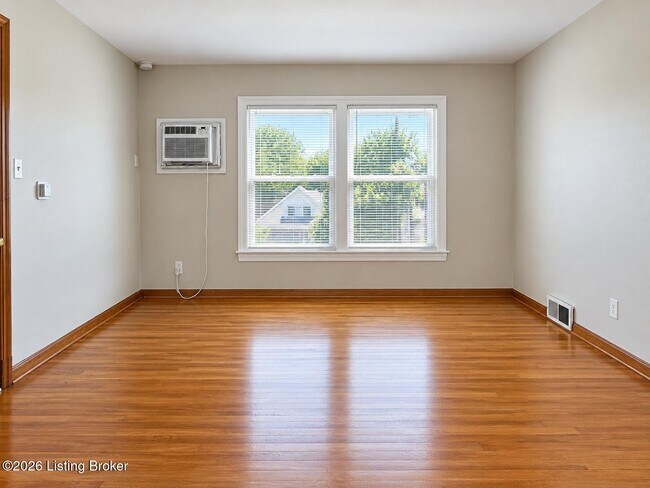 Building Photo - 208 Breckenridge Ln