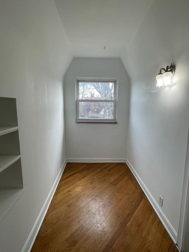 Building Photo - 18461 Washburn St