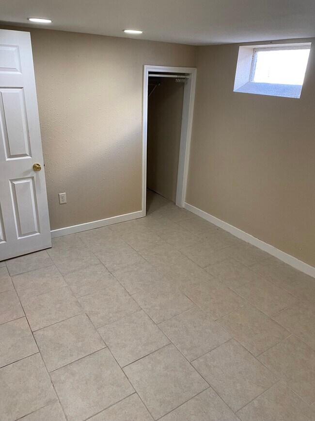 Building Photo - 2107 52nd St