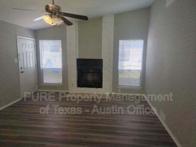 Building Photo - 6604 Scrub Oak Ln