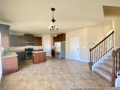 Building Photo - 14 Appomattox Dr