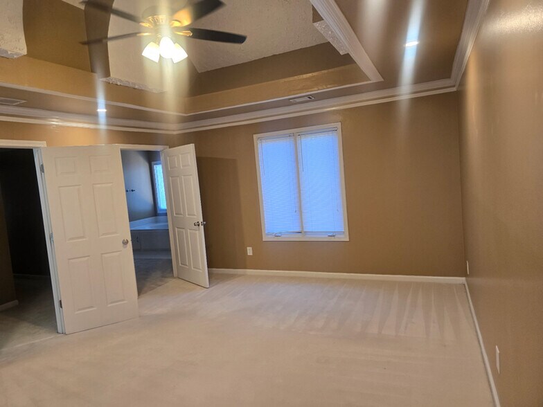 Building Photo - 4197 Trotters Way Dr