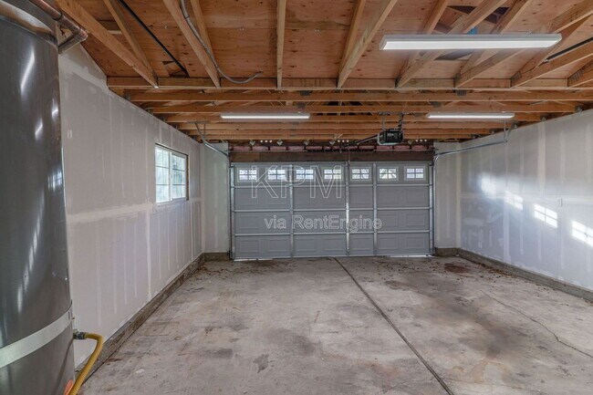 Building Photo - 7102 Richland Way