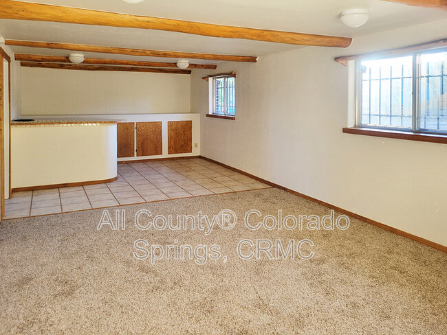Building Photo - 1237 Chiricahua Dr