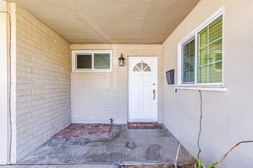 Building Photo - 9549 Forbes Ave
