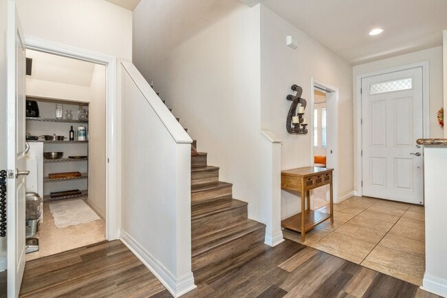 Building Photo - Beautiful Fully Furnished, 3 Bed/2 Bath Kai Ani Village Townhome