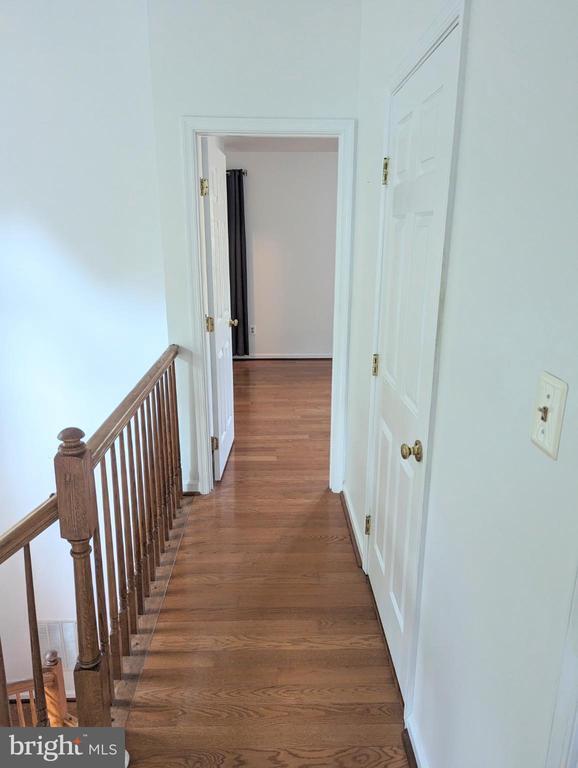 Building Photo - 46582 Broadspear Terrace