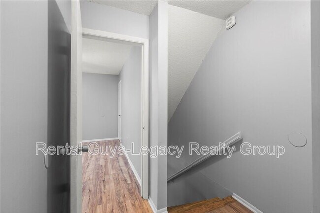 Building Photo - 11406 Bedford Oaks Dr