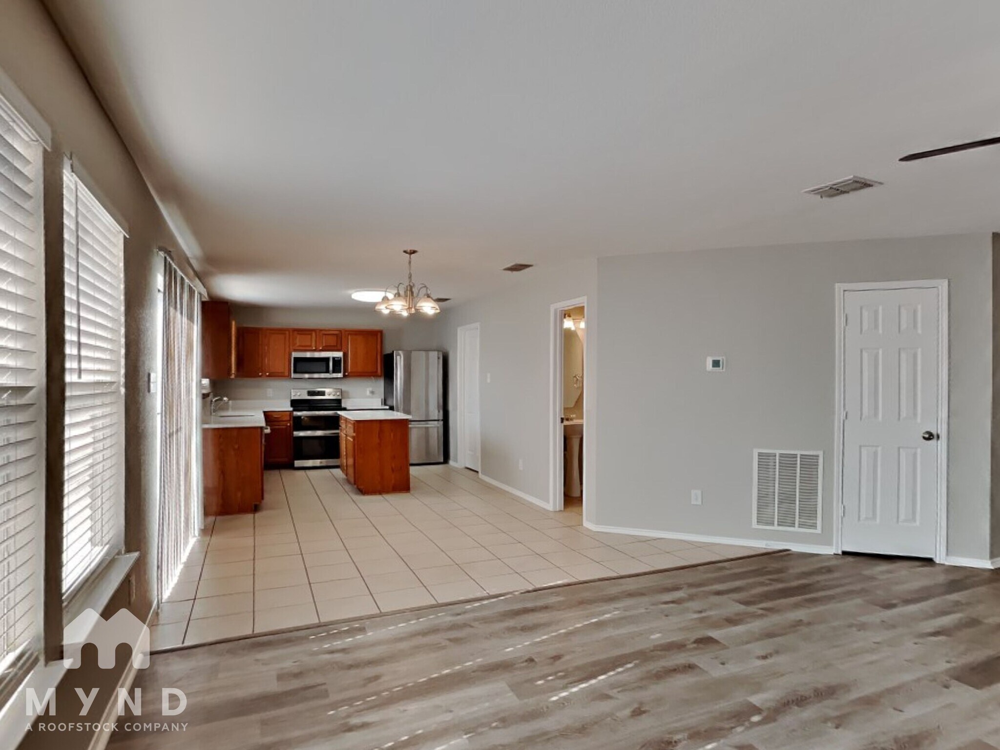 Building Photo - 2229 Overlook Ln