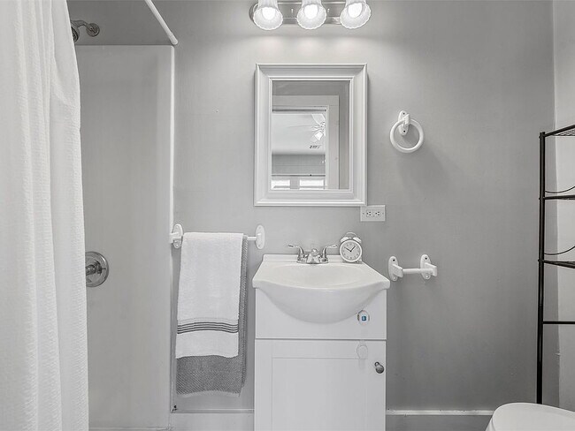 Building Photo - Charming 1924 Corner-Lot Home with Original Character and Modern Comforts