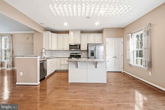 Building Photo - 7855 Port Capital Dr