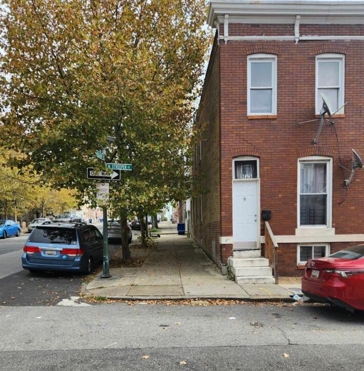 Building Photo - 535 N Streeper St