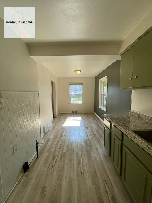 Building Photo - Lovely 3-Bedroom 1 Bath Bungalow-Full Basement & Fenced Yard- $1200/month