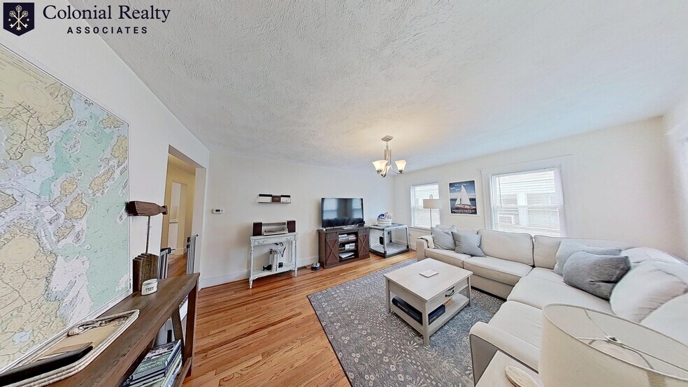 Building Photo - 81 Putnam St