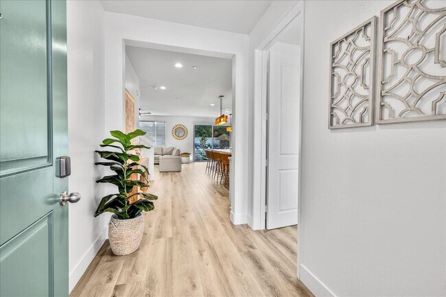 Building Photo - 83796 Moreno St