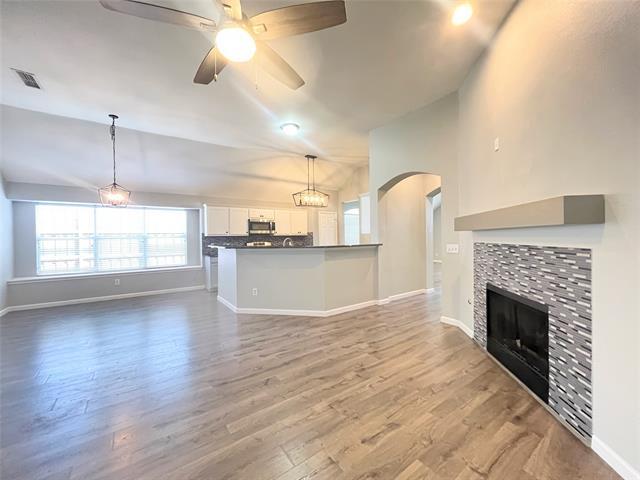 Building Photo - 5409 Highlands Dr