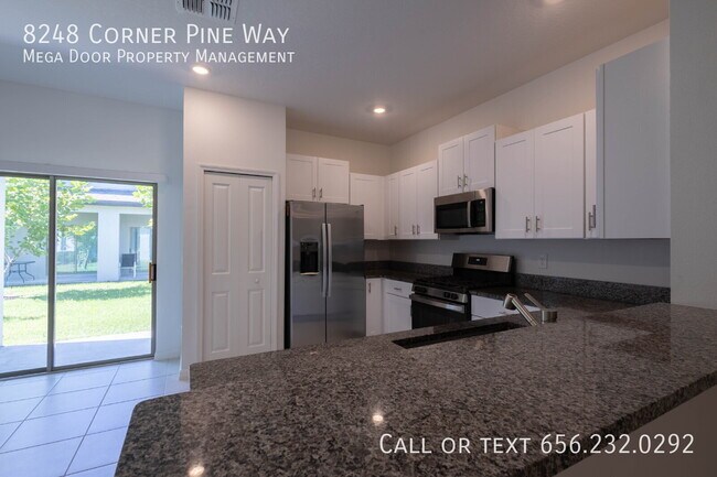 Building Photo - 8248 Cor Pne Wy