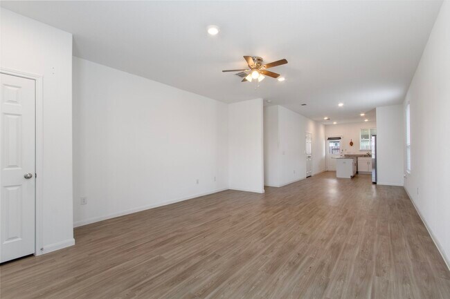Building Photo - 17714 Winnower Ln