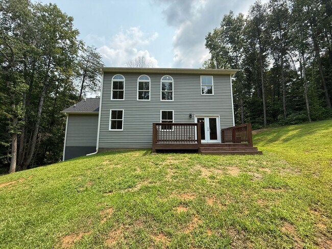 Building Photo - 2578 Whipporwill Ct