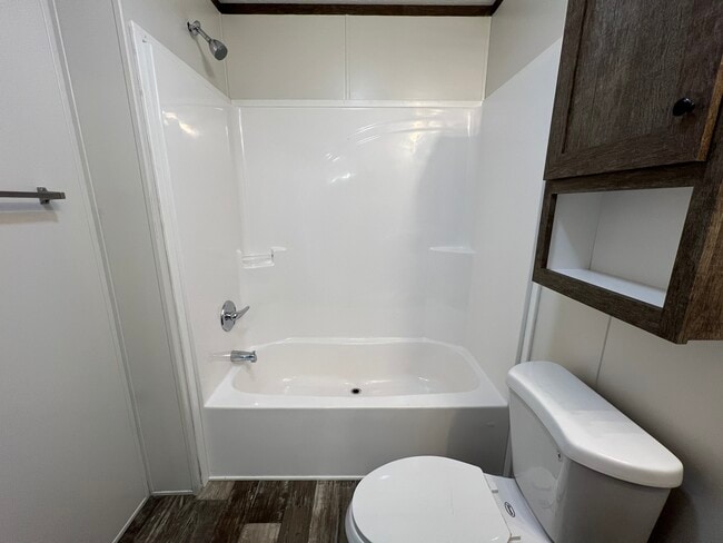 Building Photo - 38140 Ducharme Dr
