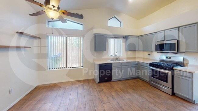 Building Photo - 1835 E Ganymede Dr