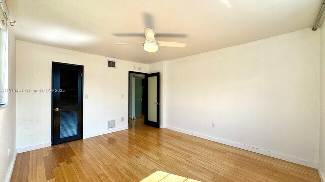 Building Photo - 947 Lenox Ave.