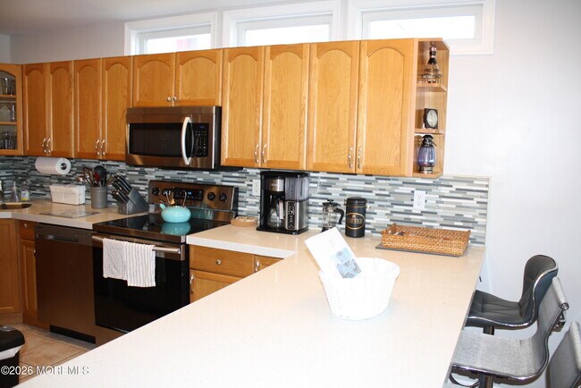 Building Photo - 42 Oceanview Ave