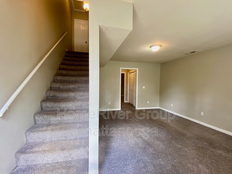 Building Photo - 505 Bruning Ln