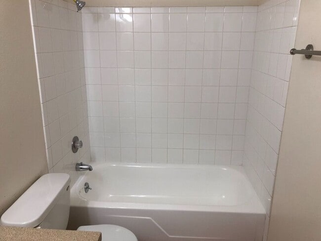 Building Photo - 13441 SE Stark St