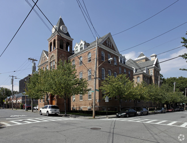 Primary Photo - Parkside Senior Citizen Apartments