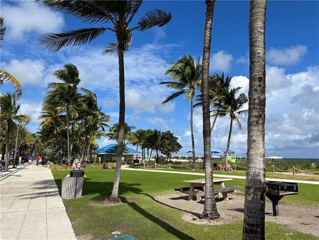 Building Photo - 531 N Ocean Blvd