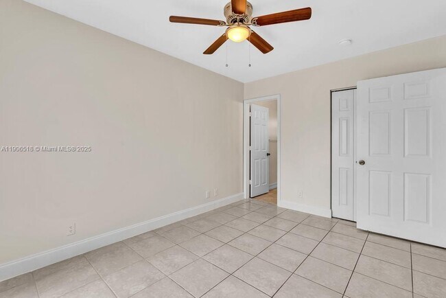 Building Photo - 1315 NW 2nd St