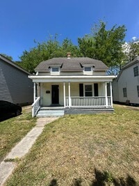 Building Photo - Single Family Home Available Almost Immediately!