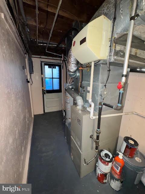 Building Photo - 5237 N Springfield Rd