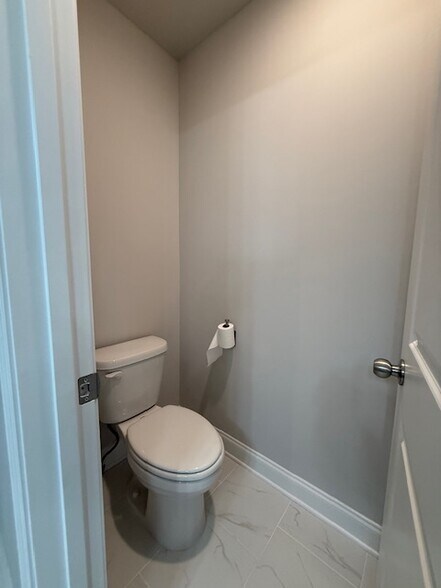 Building Photo - 4030 Cavalier Way
