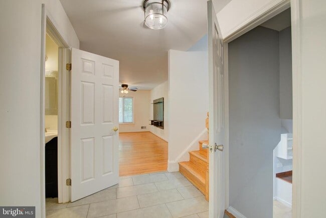 Building Photo - 11621 Sourwood Ln