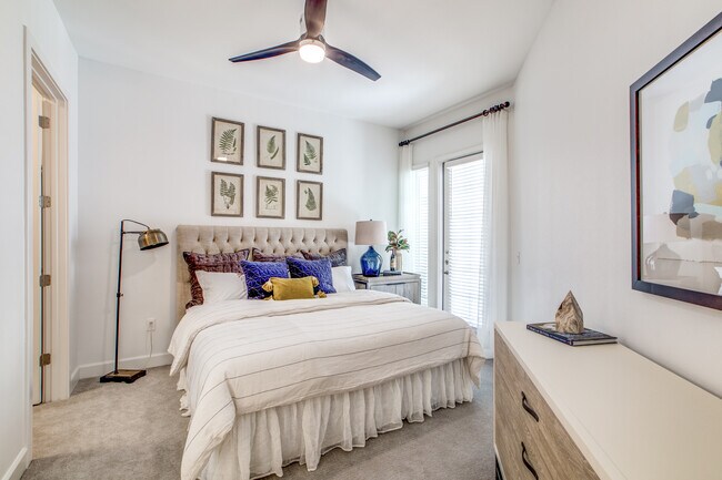 Building Photo - Move-In Special: One Month Free!