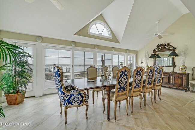 Building Photo - 1552 Runyon Ln