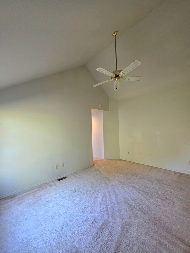 Building Photo - 4718 SW 314th Pl