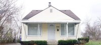 Building Photo - Renovated 3-Bedroom Bungalow – We Welcome ...