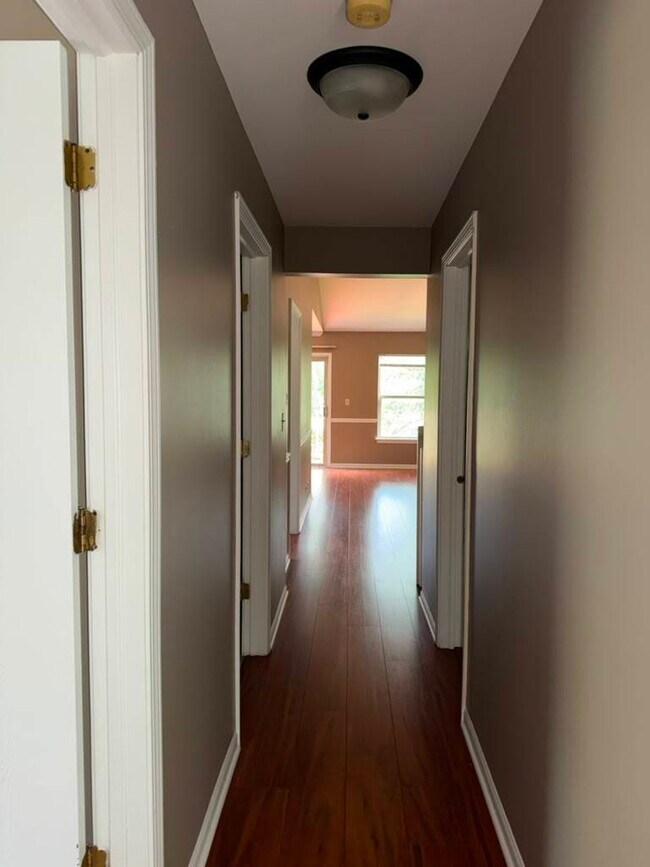 Building Photo - 1228 Bradwell Ln