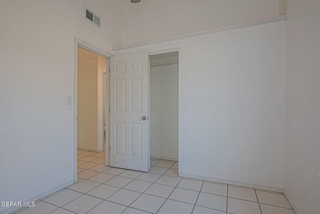 Building Photo - 12033 Fred Carter Dr