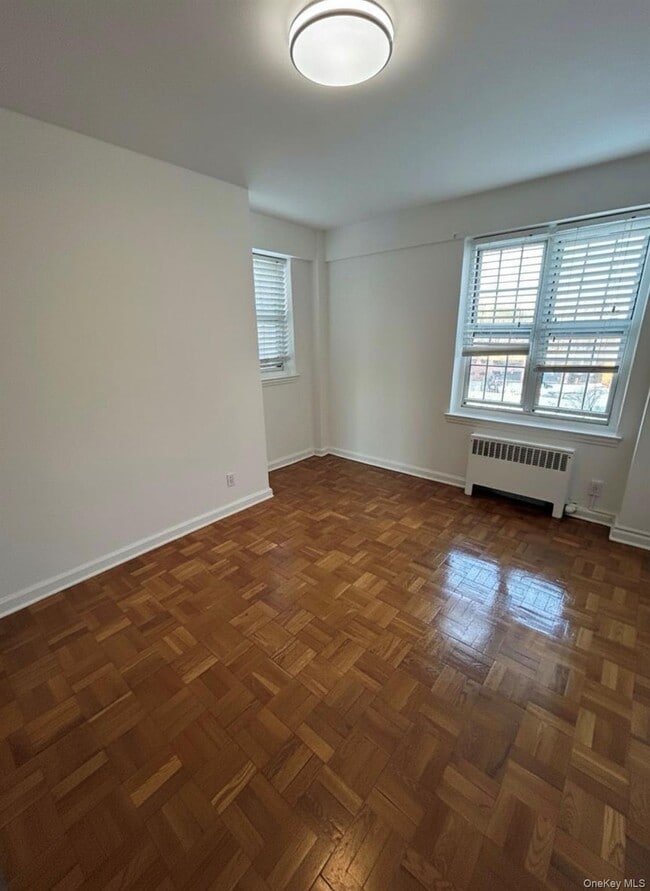 Building Photo - 210 Pelham Rd