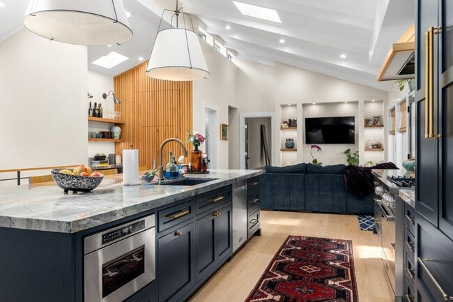 Building Photo - 101 Endlich Dr