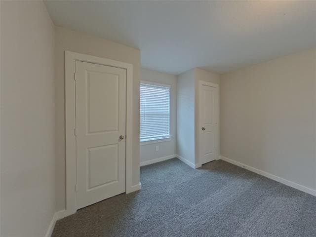 Building Photo - 317 Lincoln Cir